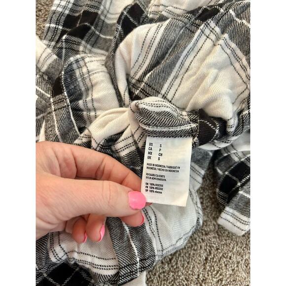 American Eagle Plaid Button Down size Small - Picture 6 of 6